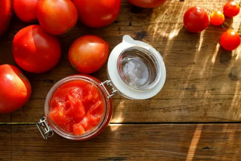 تصویر 1 از کنسرو گوجه فرنگی رنده شده با طعم ثابت و کیفیت یکنواخت